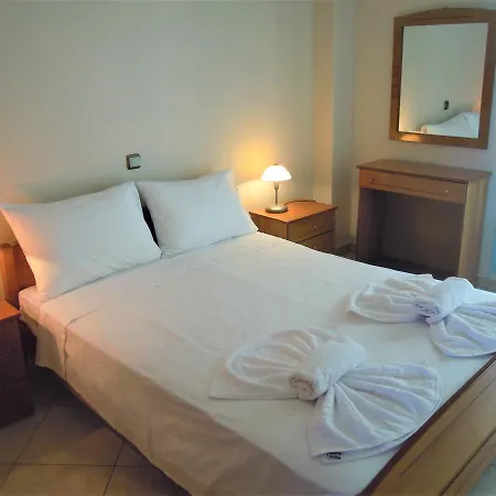 Beachfront Katerina Apartment Chrisi Ammoudia