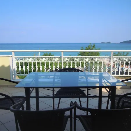 Apartment Beachfront Katerina *